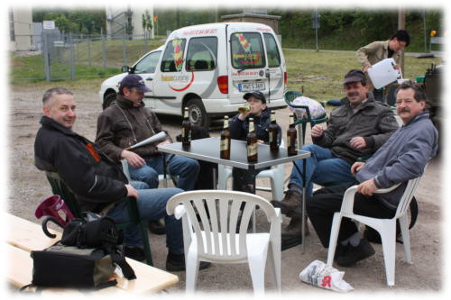 Rast an der Villa Heller, v.l.n.r. J�rgen, Karsten, Markus, J�rg, Gerd